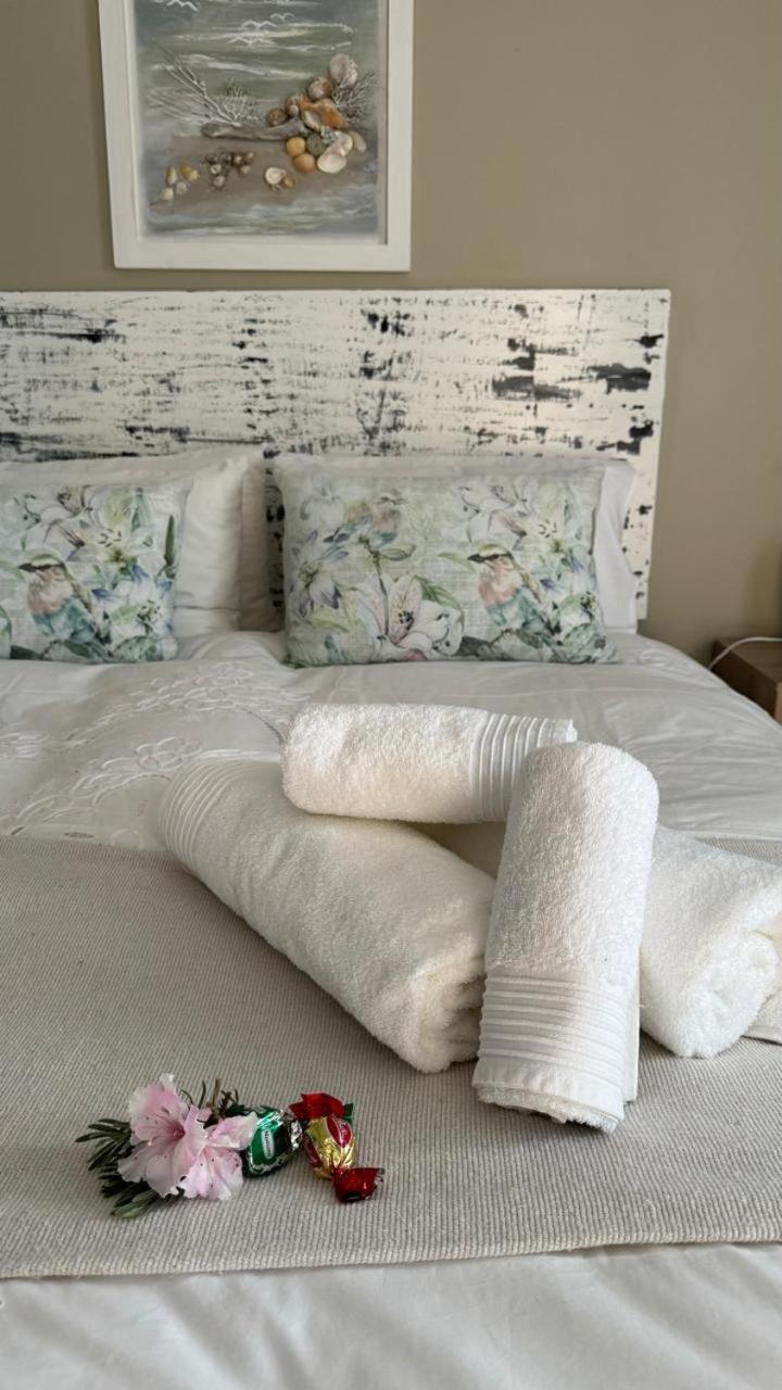 Plett57 - Self Catering - Room No2 Plettenberg Bay Eksteriør billede