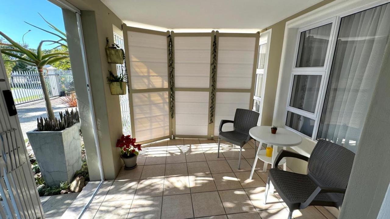 Plett57 - Self Catering - Room No2 Plettenberg Bay Eksteriør billede